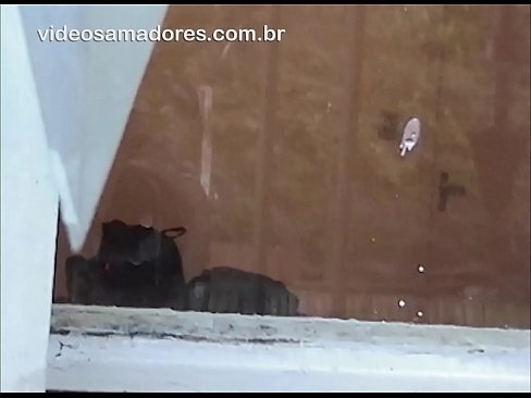 ❤️ Զոռբայված տղամարդը դիտում է իր ընկերուհուն մեկ այլ տղայի հետ՝ առանց զույգին անհանգստացնելու տեսանյութ ձայնագրելով Պարզապես պոռնո մեզ մոտ